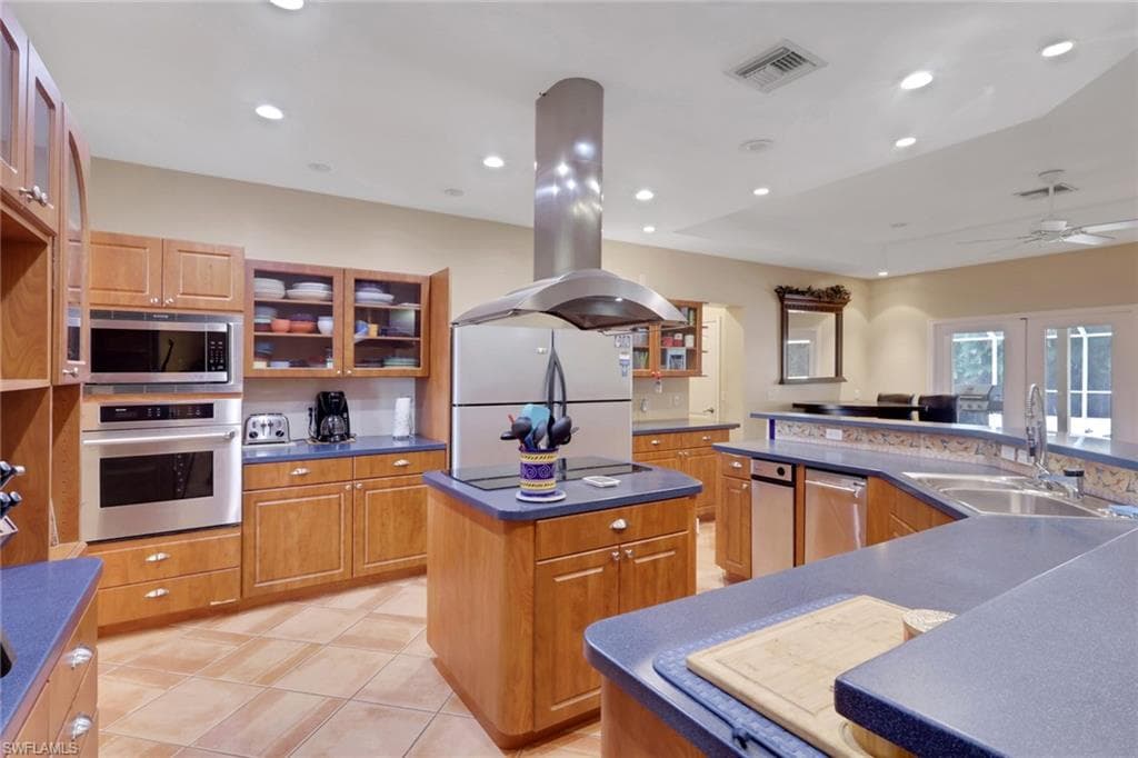 1357 Osceola DR-12