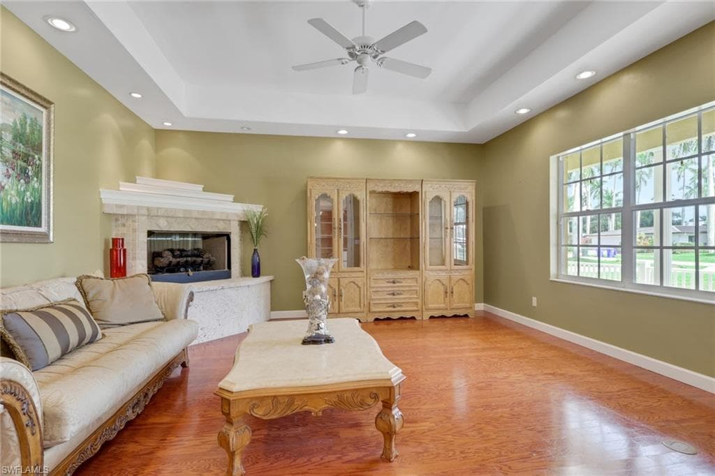 1357 Osceola DR-9