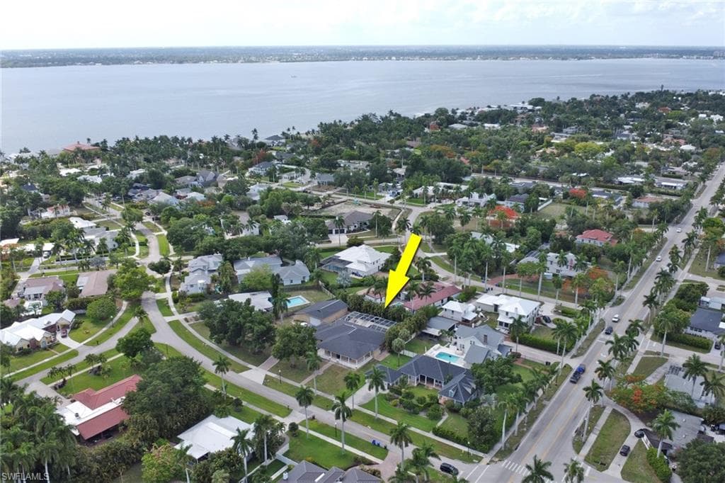 1357 Osceola DR-38