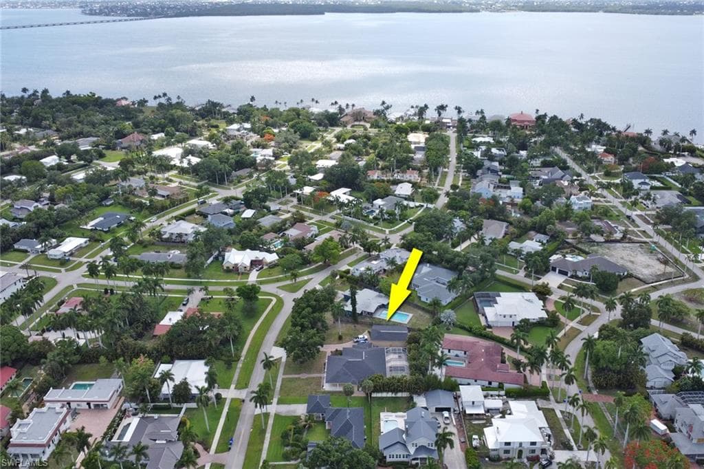 1357 Osceola DR-35