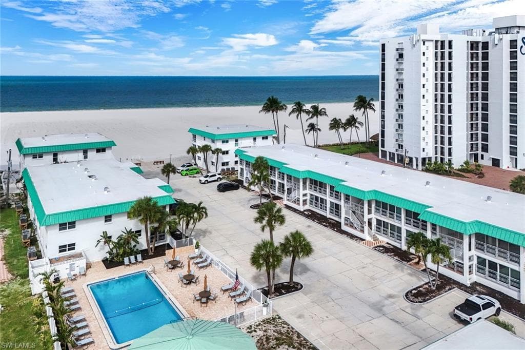 6500 Estero BLVD C113-2
