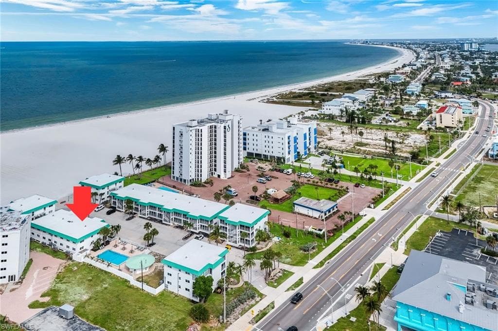 6500 Estero BLVD C113-1