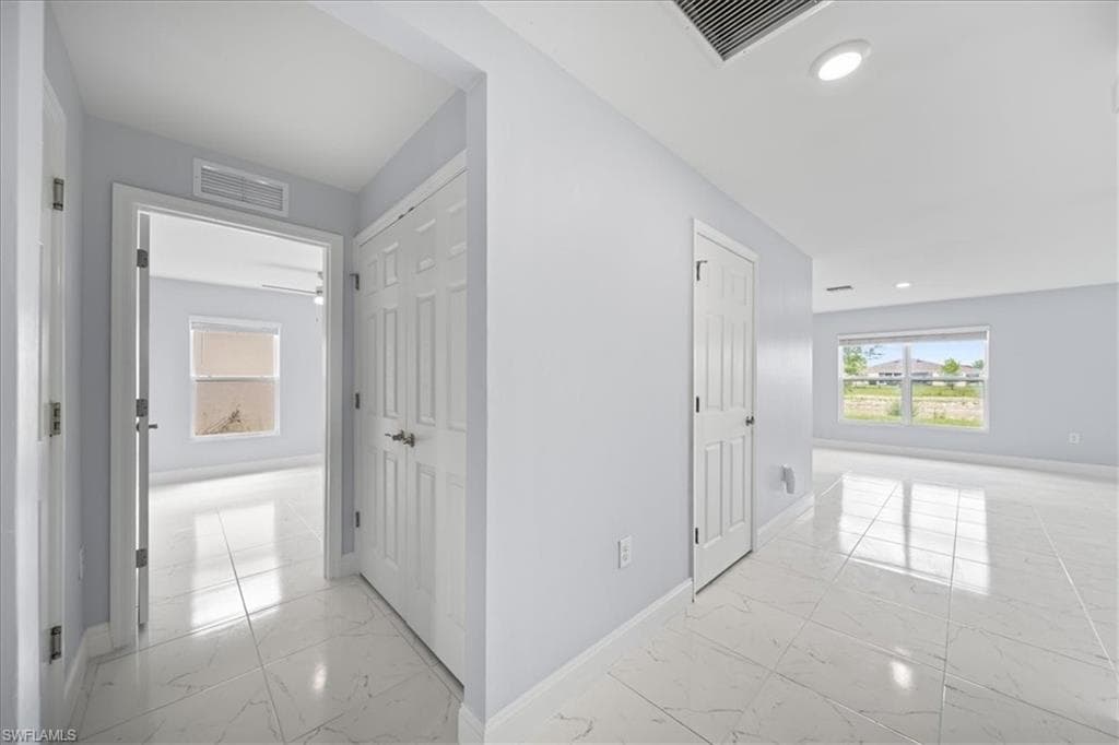 10535 Crossback LN-17