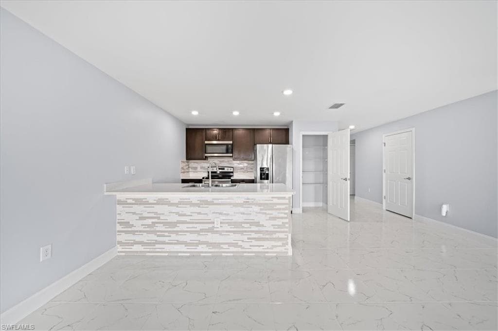 10535 Crossback LN-29