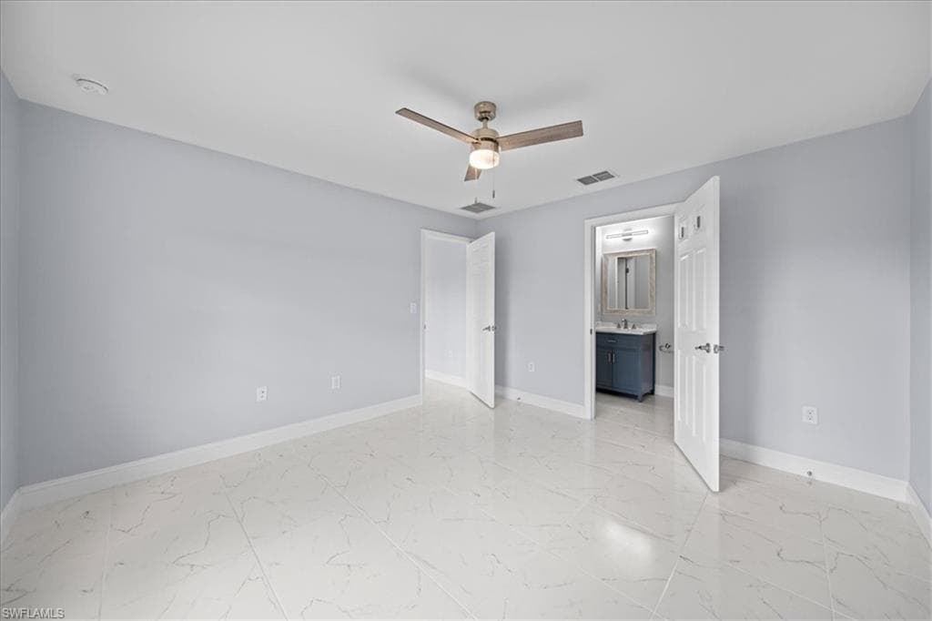 10535 Crossback LN-24