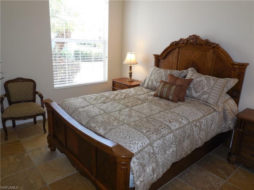 8539 Alessandria CT-13