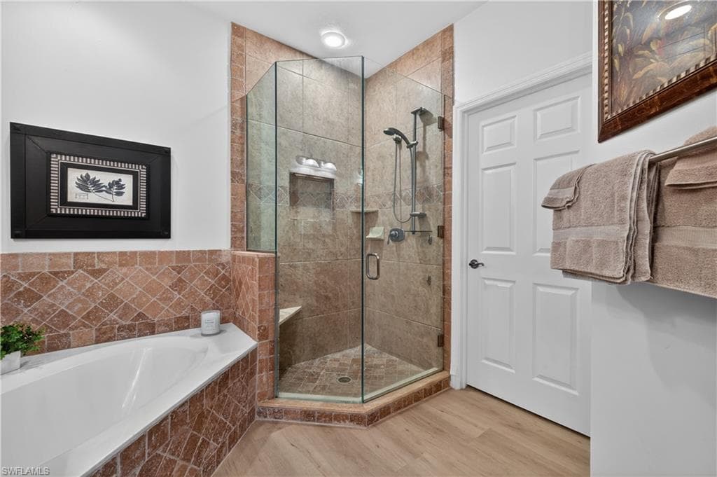 5035 YACHT HARBOR DR 103-17
