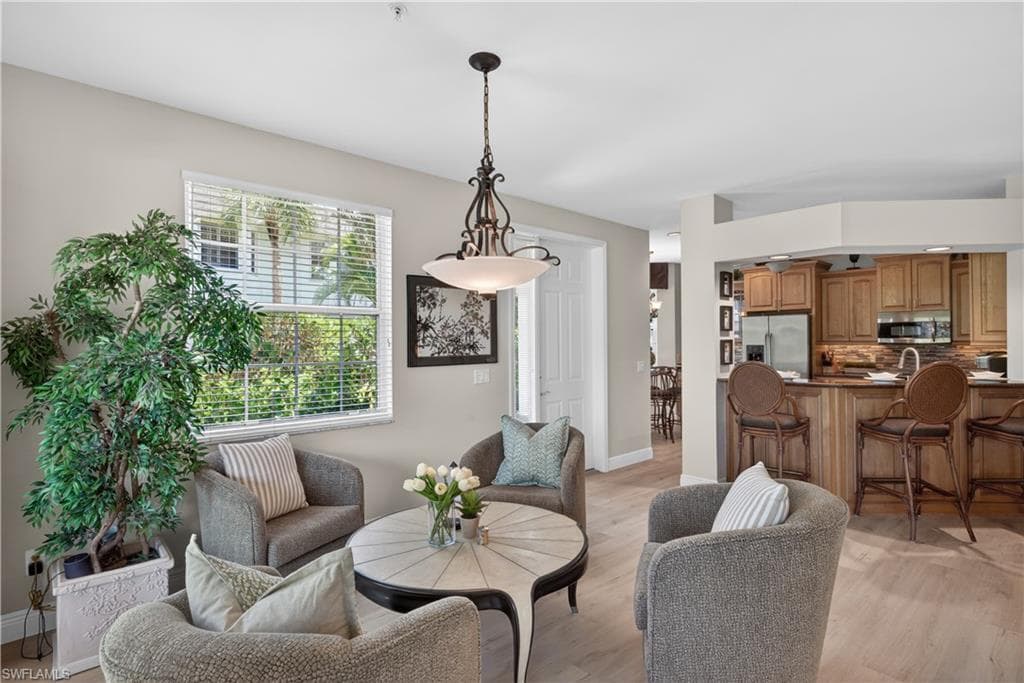 5035 YACHT HARBOR DR 103-3