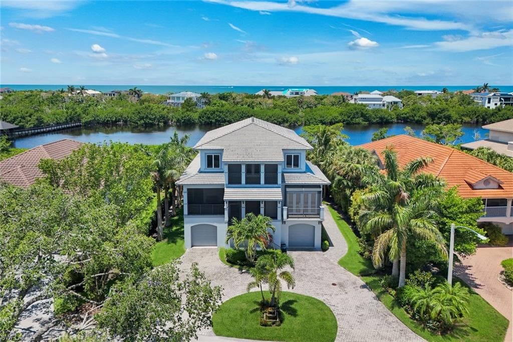 834 HIDEAWAY CIR W-2