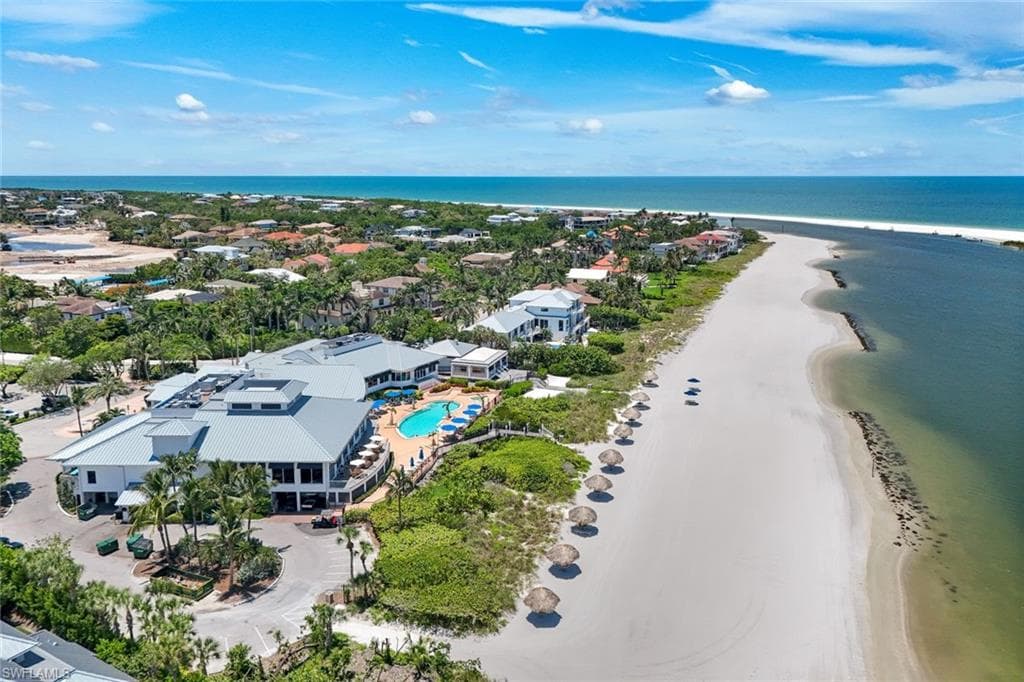 834 HIDEAWAY CIR W-31