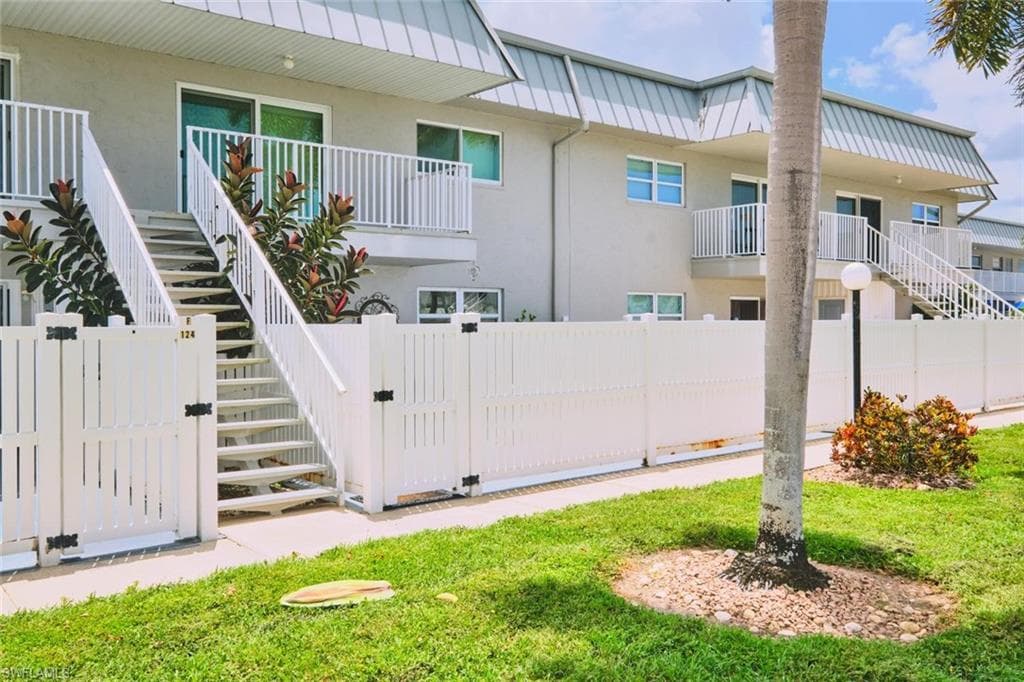 6777 Winkler RD 125-2