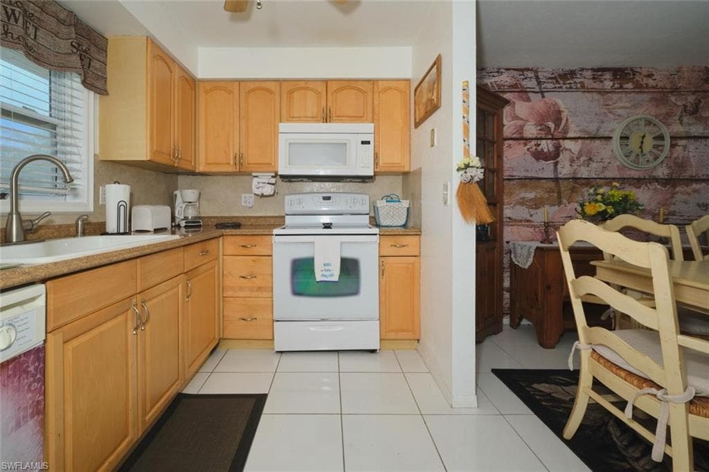 6777 Winkler RD 125-13