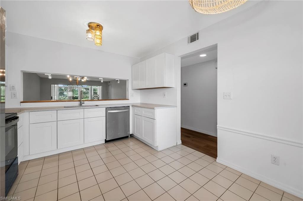 208 Furse Lakes CIR D6-17