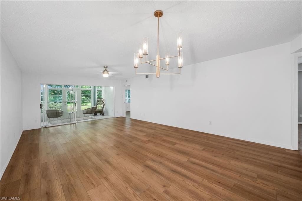 208 Furse Lakes CIR D6-14
