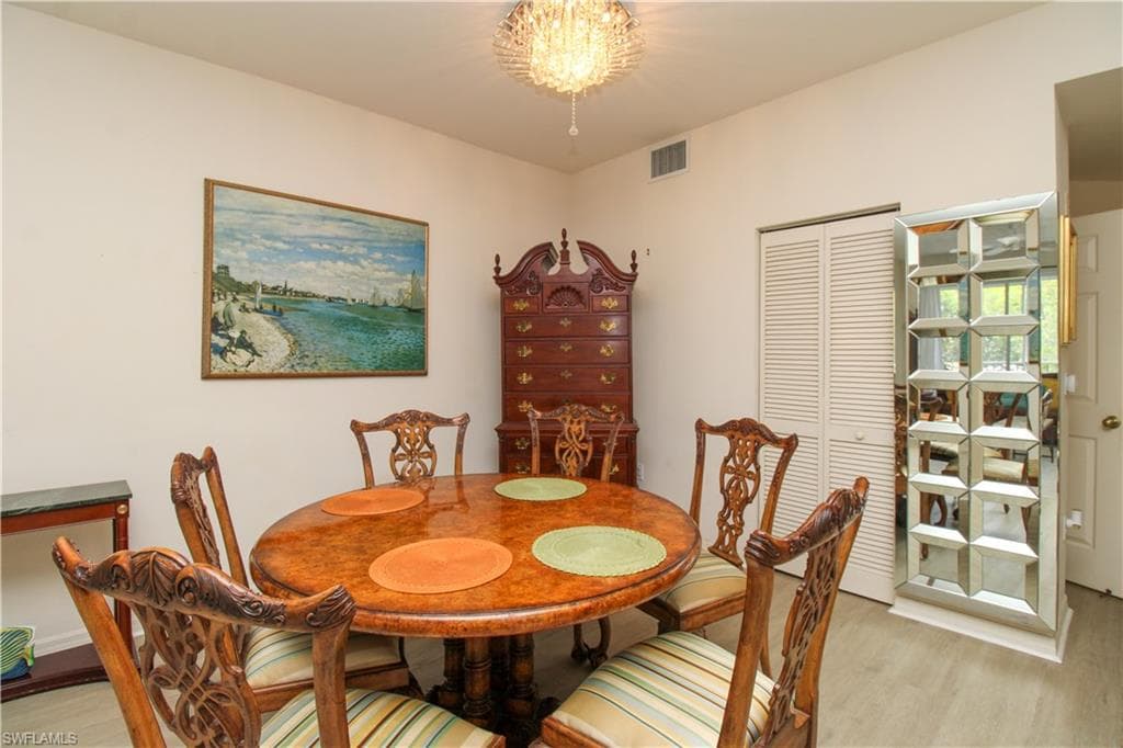 519 Roma CT 3206-14