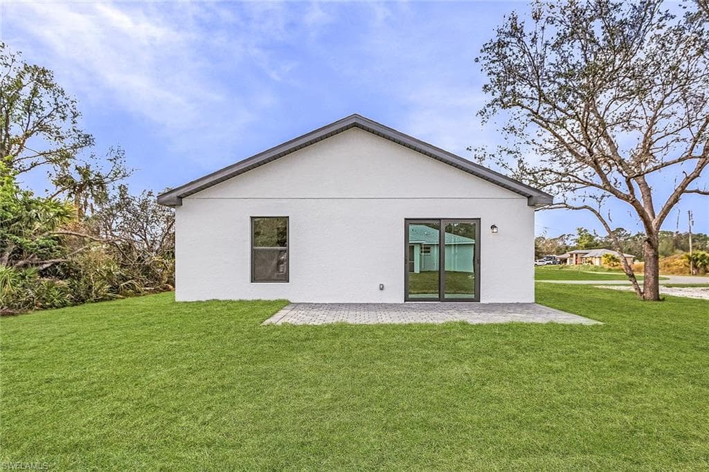 434 Parkdale BLVD-3