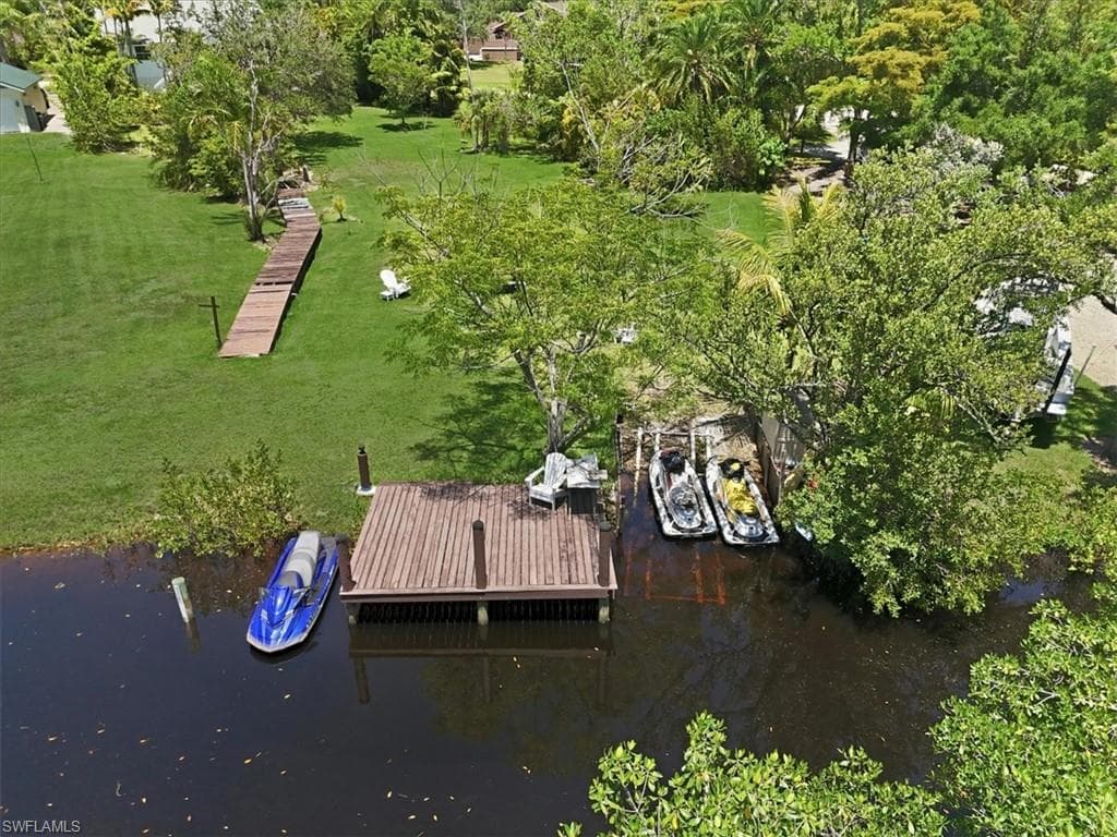 7215 Hendry Creek DR-10
