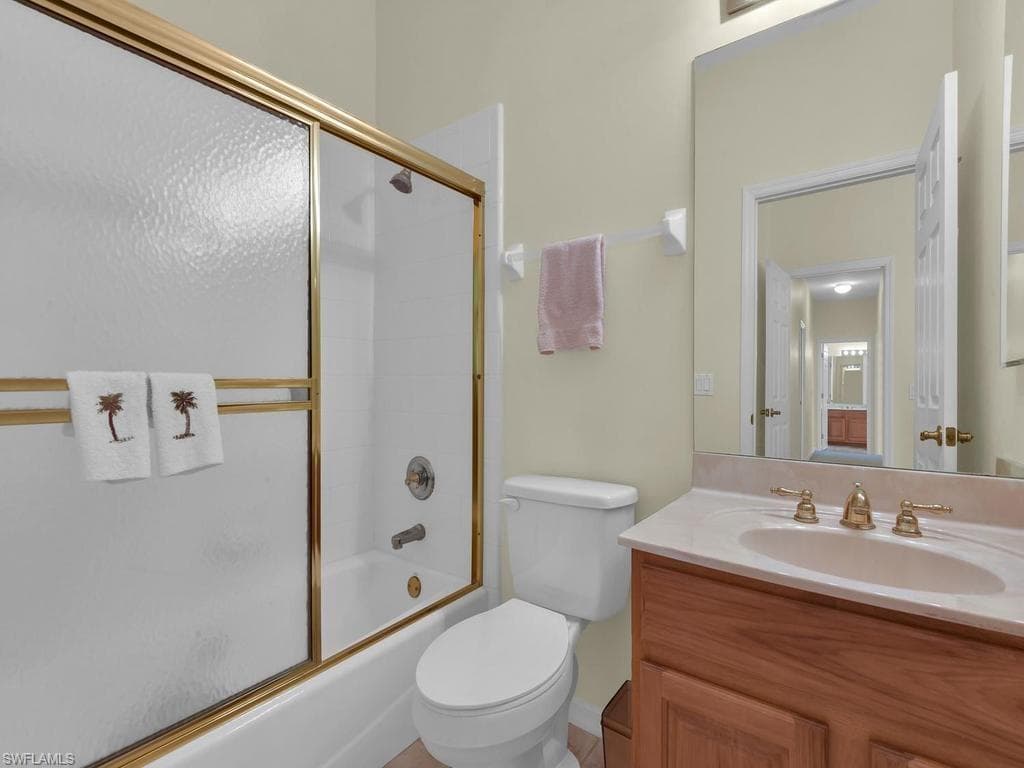 15420 Greenock LN-35