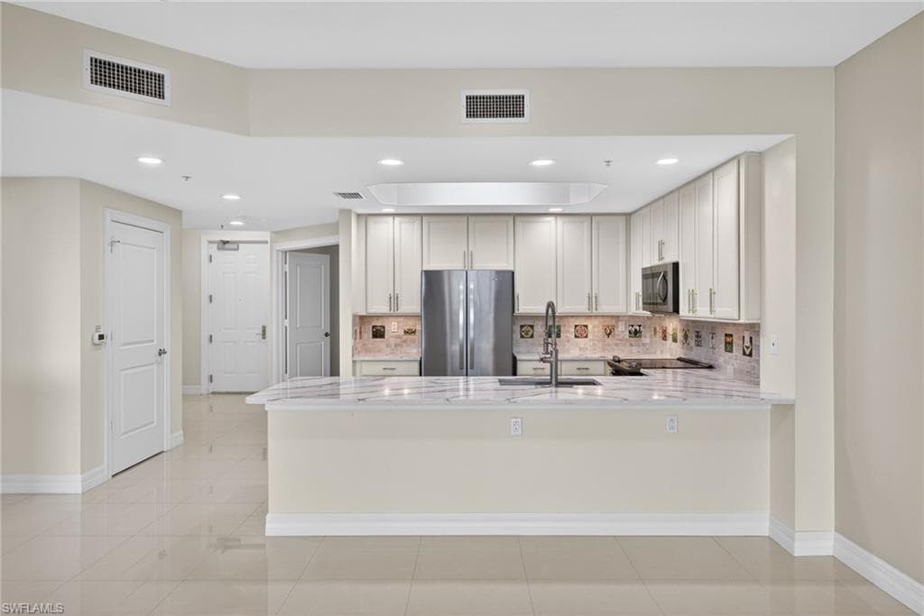 3426 Hancock Bridge PKWY 606-22