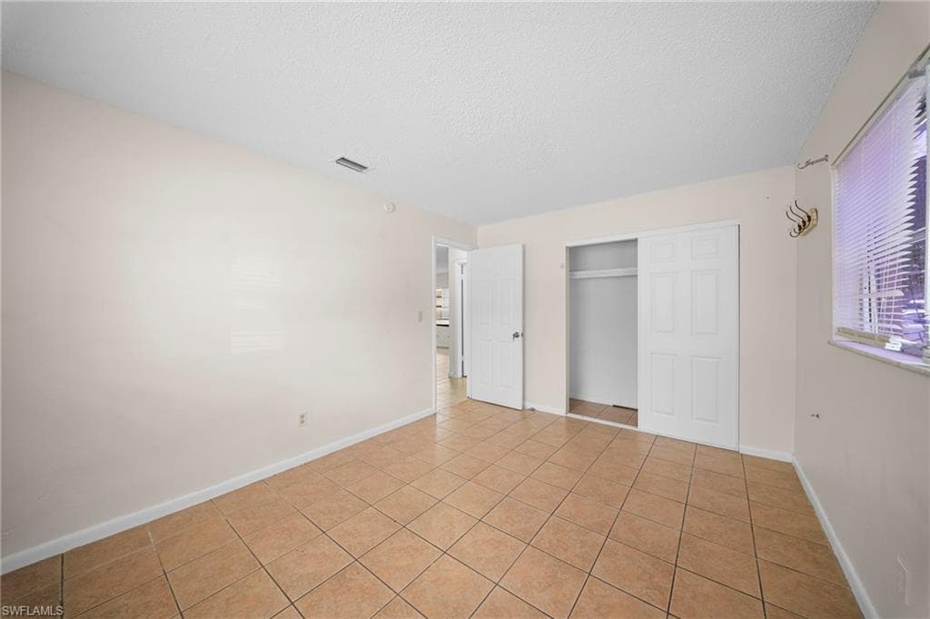 5551 5th AVE-12