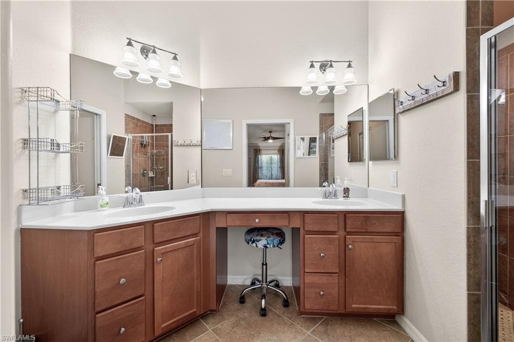 13710 Julias WAY 924-19