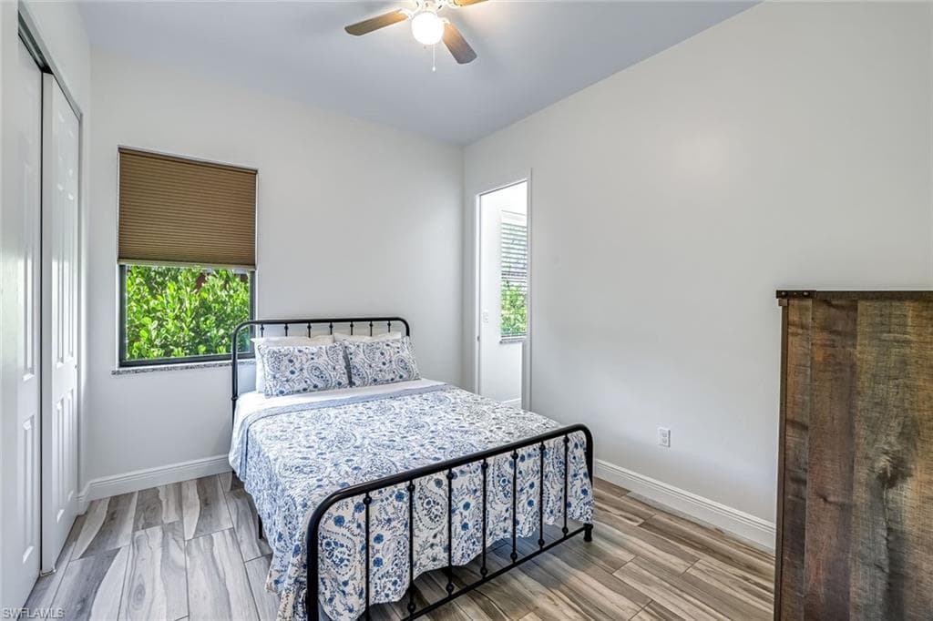3980 Full Moon CT-17