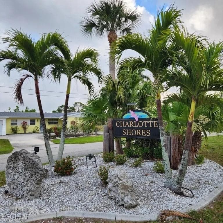 5653 Genesee PKWY 5653-6