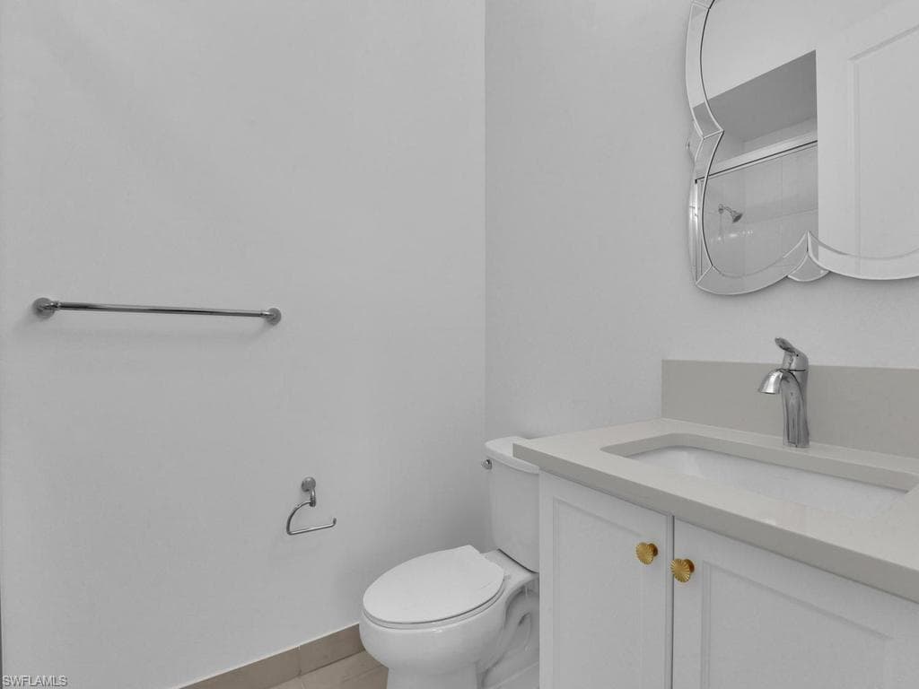 20581 Fair Oak LN-16