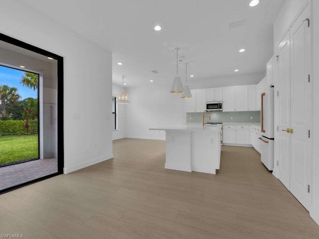 20581 Fair Oak LN-10
