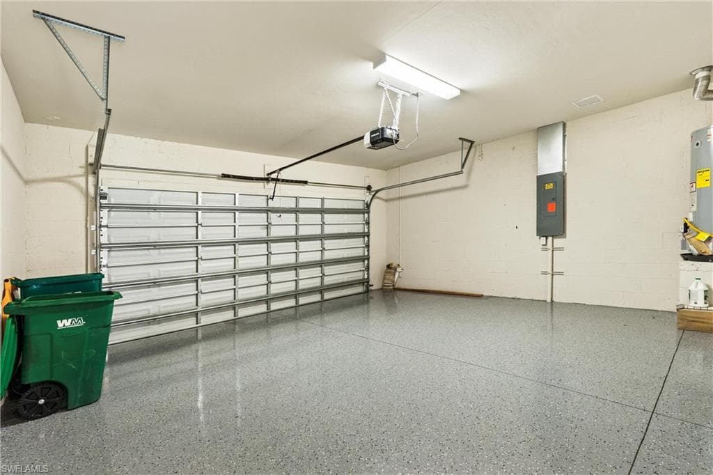 2244 Yellowfin CIR-22
