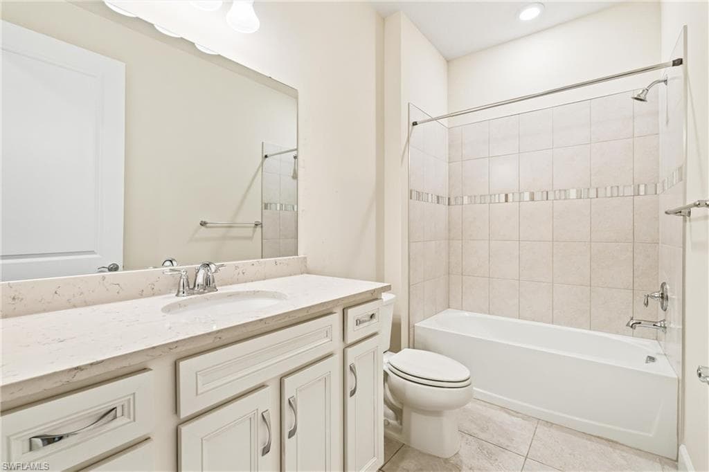 2244 Yellowfin CIR-18