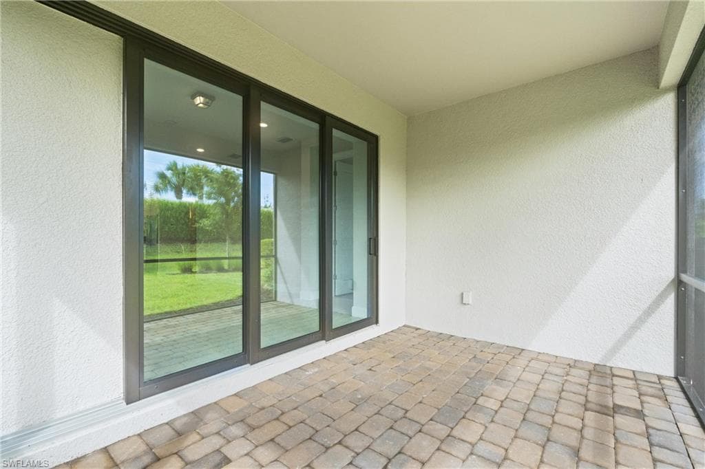 2244 Yellowfin CIR-25