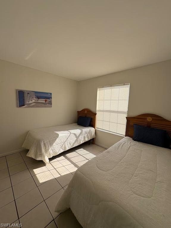 1005 SW 48th TER 8-26