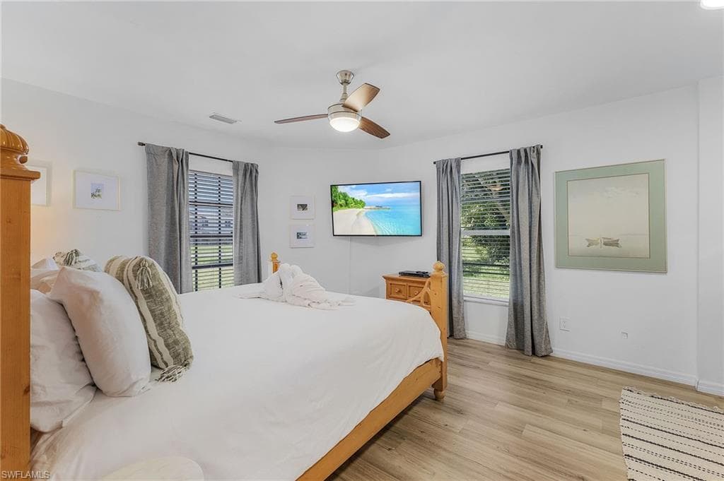 7380 Barrancas AVE-38