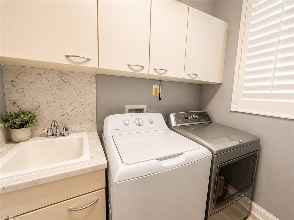 817 Regency Reserve CIR 3901-19