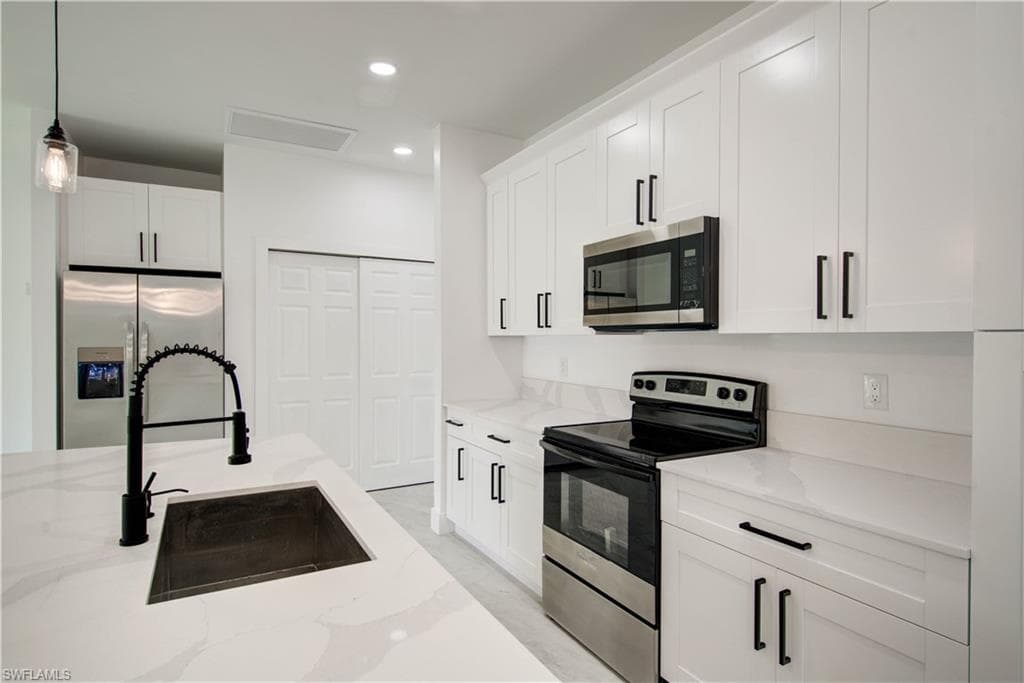1020 Carroll ST E-10
