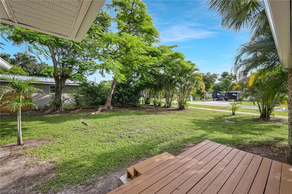 1755 Oakley AVE-25