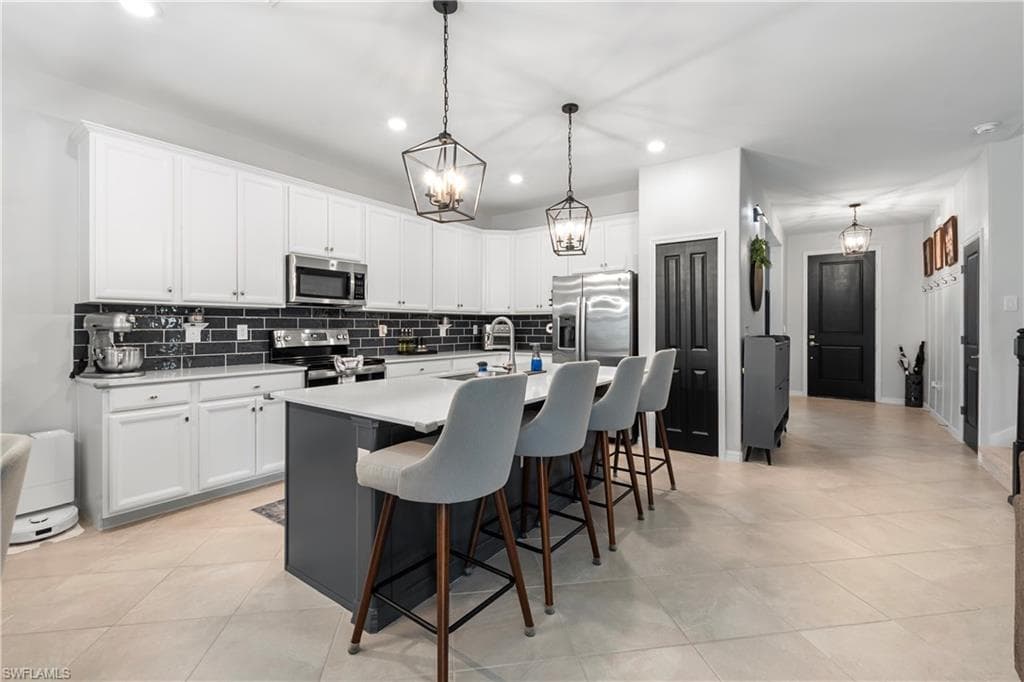 2639 Scarlet WAY-7