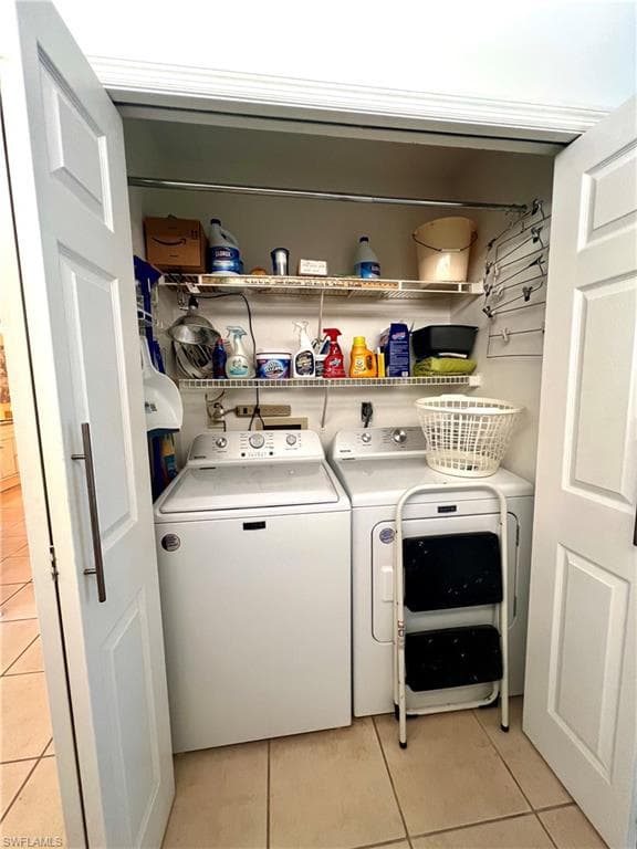 4240 Chantelle DR B103-9
