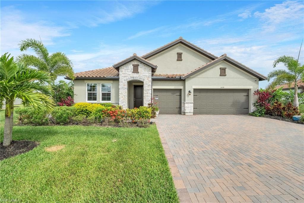 2078 Grove DR-1