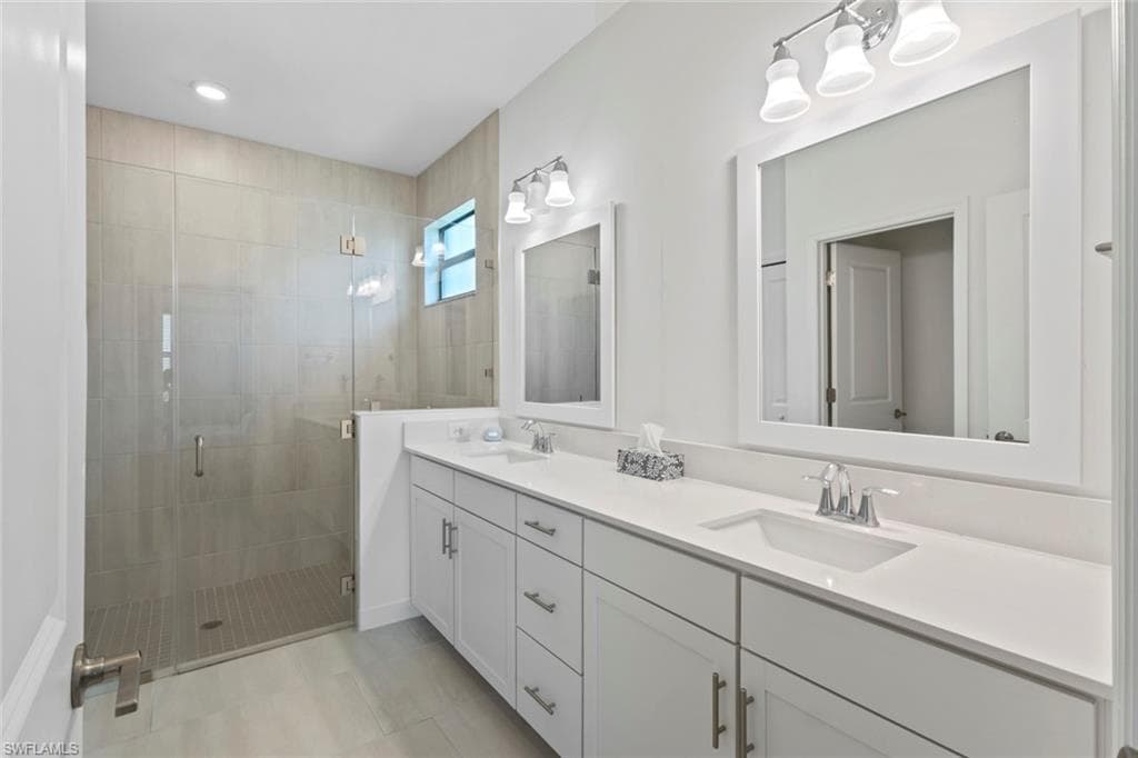 18351 Ridgeline DR-16