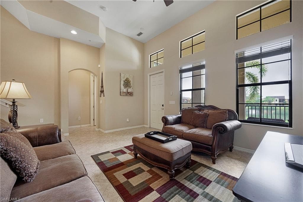 11875 Izarra WAY 8712-26