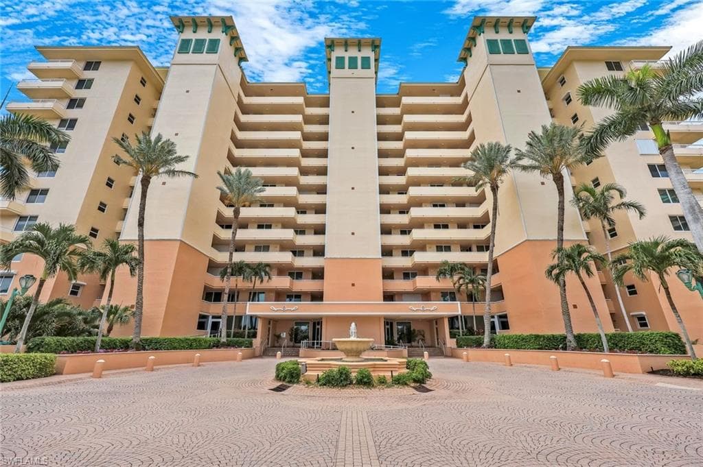 990 Cape Marco DR 208-1