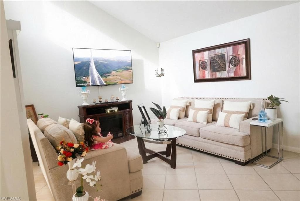 18450 Orangecrest CT-7