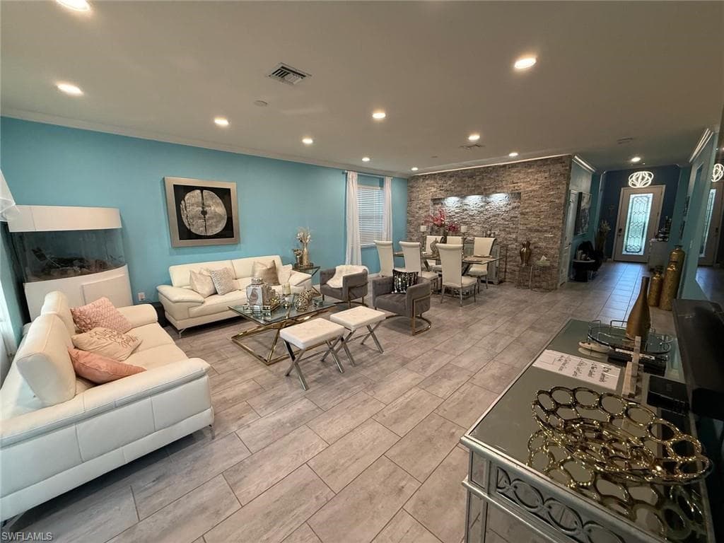 12963 Pemberton WAY-15