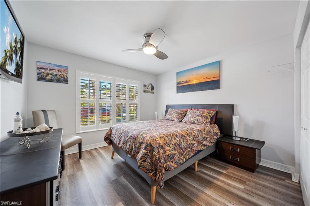 1638 Triangle Palm TER-10