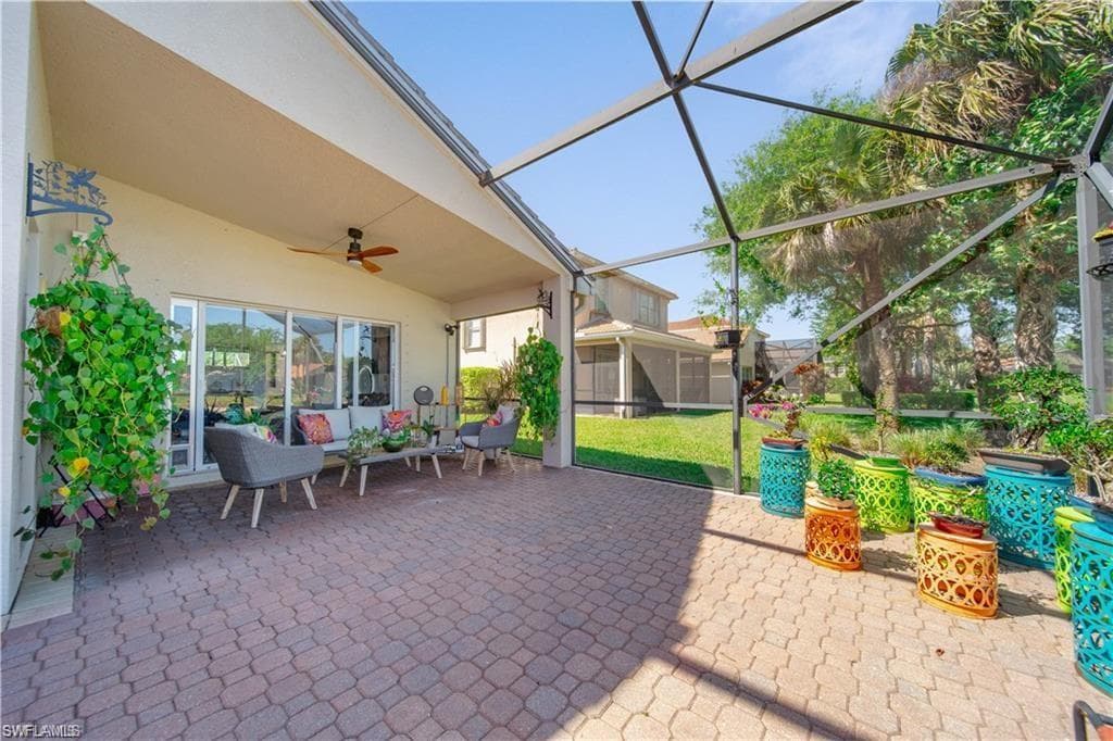 1638 Triangle Palm TER-18