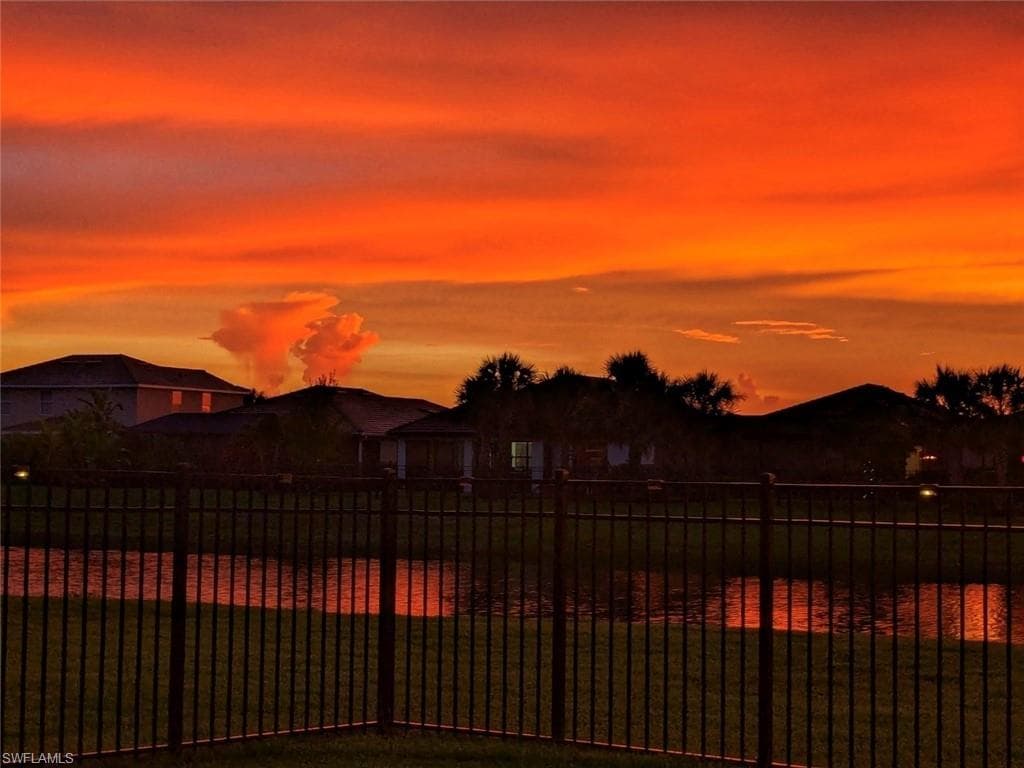 16141 Rosemallow LN-39