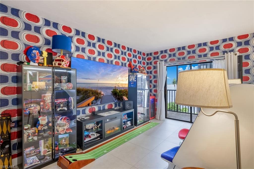 1920 Virginia AVE 403-32