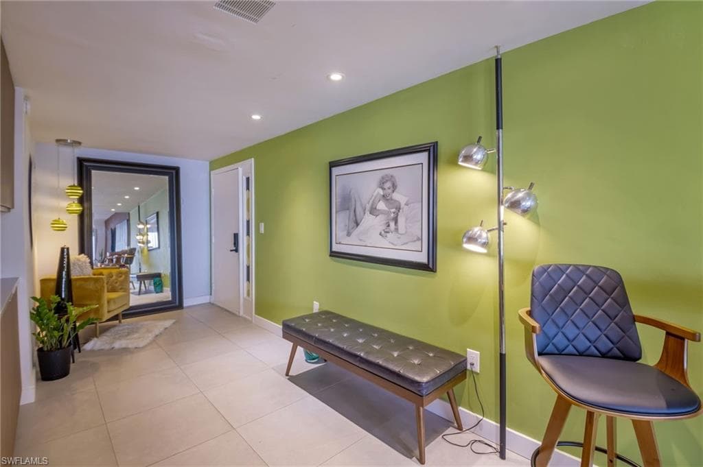 1920 Virginia AVE 403-5